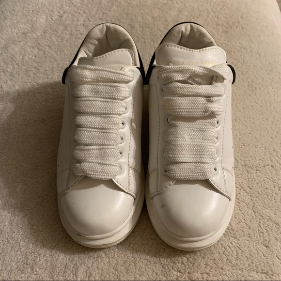 Alexander McQueen calf leather oversized running shoes - Picture 3 of 16